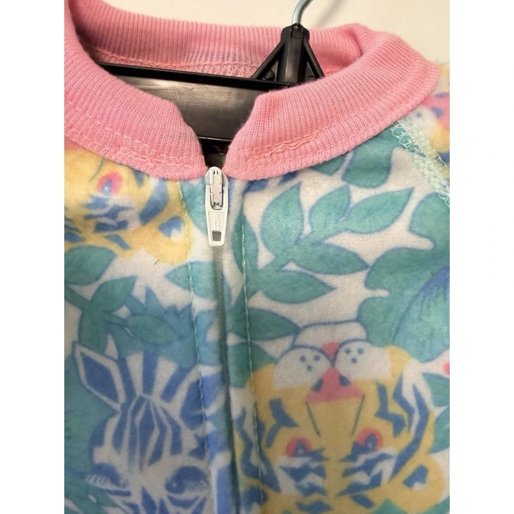VTG Dr. Denton's Deadstock Baby blanket sleeper Zoo Word Wildlife Fdn 6M Fleece